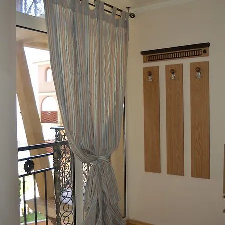 Bratanov In Atrium Appartamento